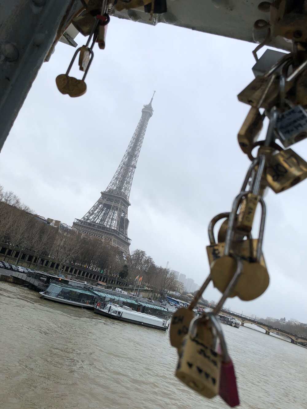 LONDON 2 PARIS eiffel tower